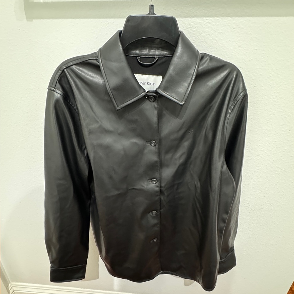 Calvin Klein Faux Leather Relaxed Shirt Jacket/ Size Small NWT